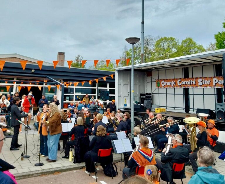 Gezellige Koningsdag in Sint Pancras